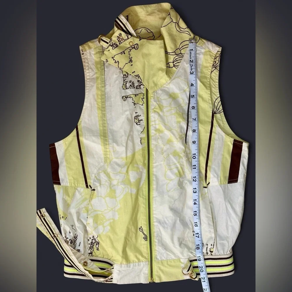 Farm Rio Petite Zip Front Belted Sporty Chic Top - Picture 7 of 8